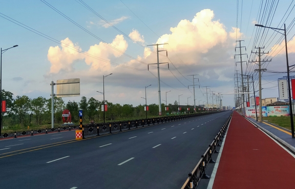 提升改造完成后的春順路，暢安舒美